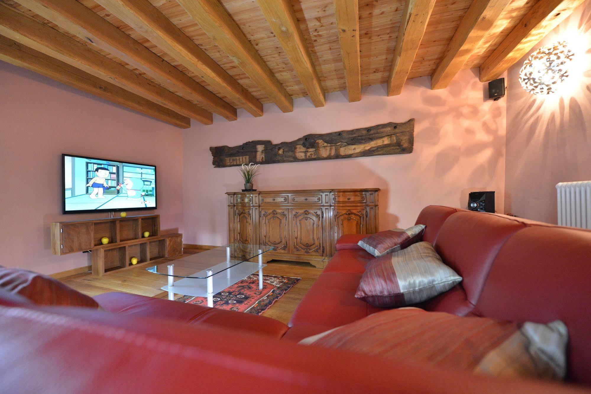 Au Berceau Du Bien-Etre Villa Chambave Dış mekan fotoğraf