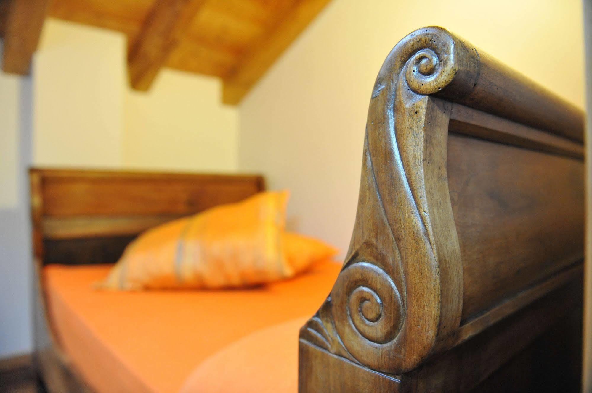 Au Berceau Du Bien-Etre Villa Chambave Dış mekan fotoğraf